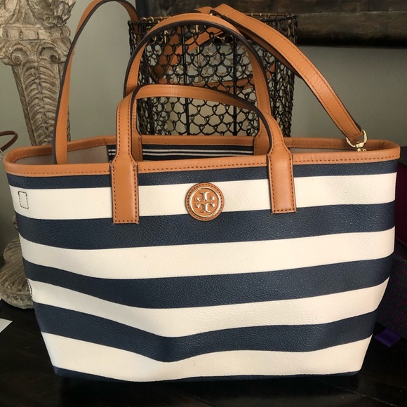 Tory Burch Handbags - Tory Burch bag